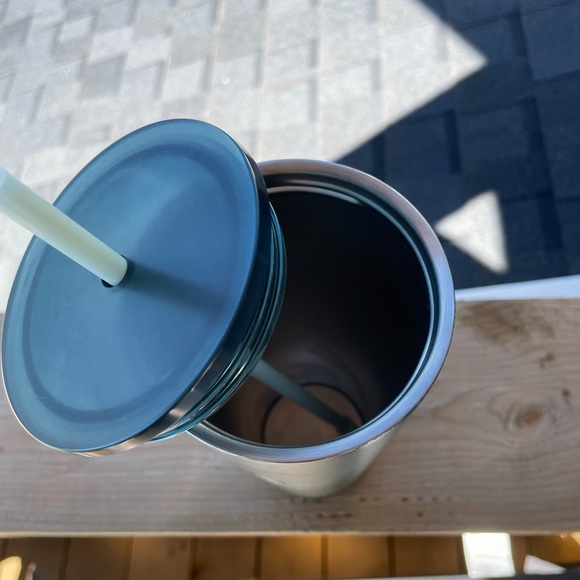 Green Metal Starbucks cup - Picture 3 of 4